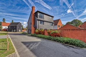 Photo 28- click for photo gallery